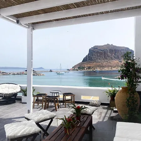 Lulu - Self Catering Monemvasía