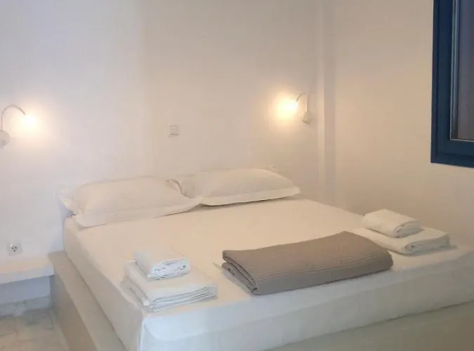 Lulu - Self Catering Monemvasía